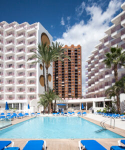 Piscina Hotel Ambassador Playa Benidorm