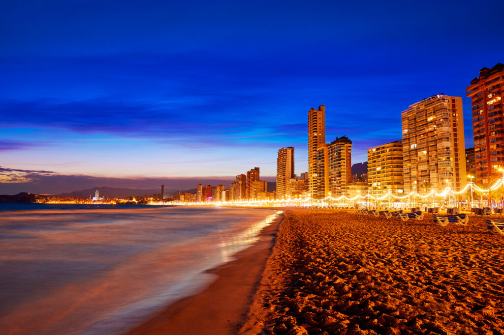 Skyline de Benidorm desde la Playa de Levante.